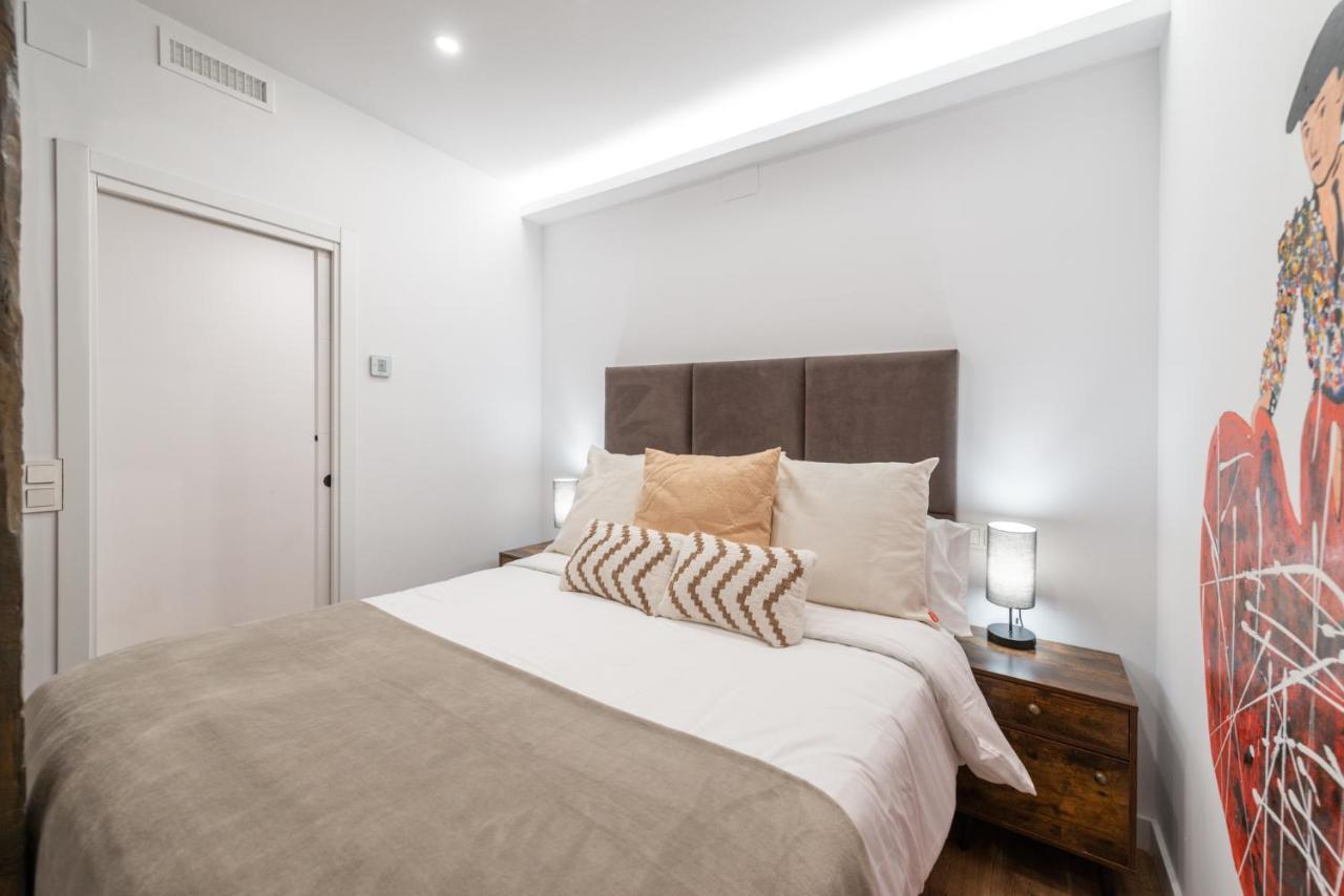 The Heart Of The City, Sol, By Monaro***** Madrid Extérieur photo