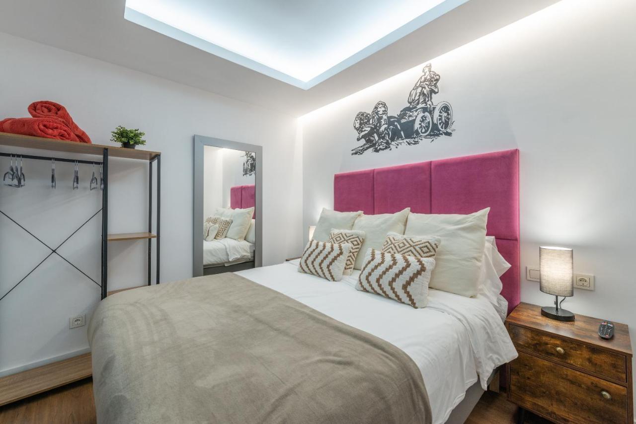 The Heart Of The City, Sol, By Monaro***** Madrid Extérieur photo