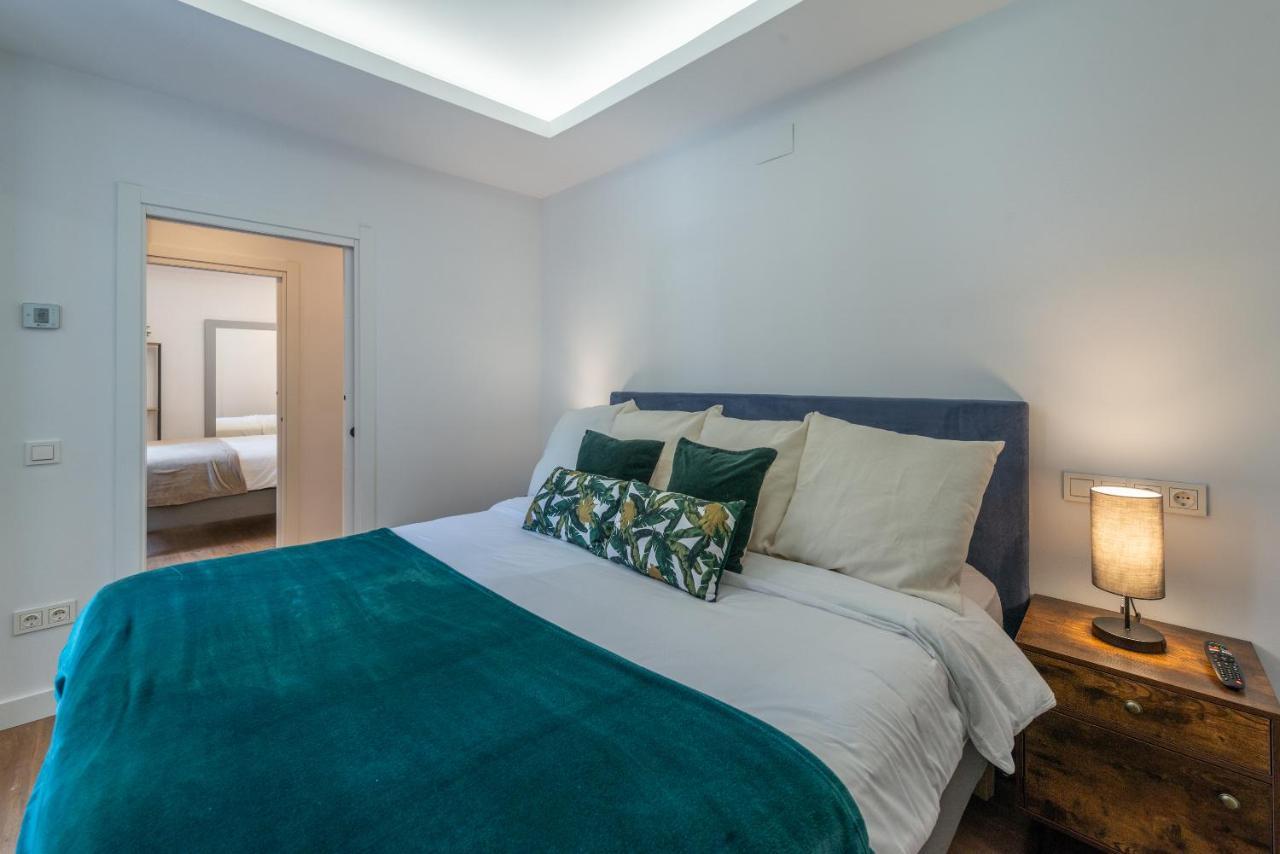 The Heart Of The City, Sol, By Monaro***** Madrid Extérieur photo