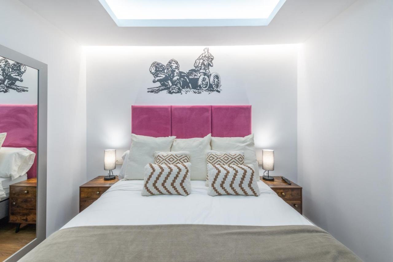 The Heart Of The City, Sol, By Monaro***** Madrid Extérieur photo